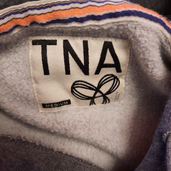 TNA hoodie - Picture 2 of 2